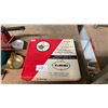 Image 4 : RELOADING EQUIPMENT & RIFLE PARTS