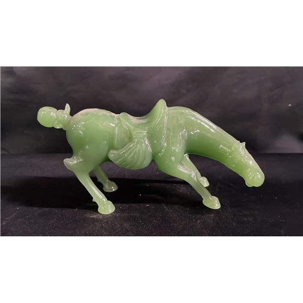 CHINESE CARVED JADE HORSE FIGURINE: 5"W X 3"T X 2"D