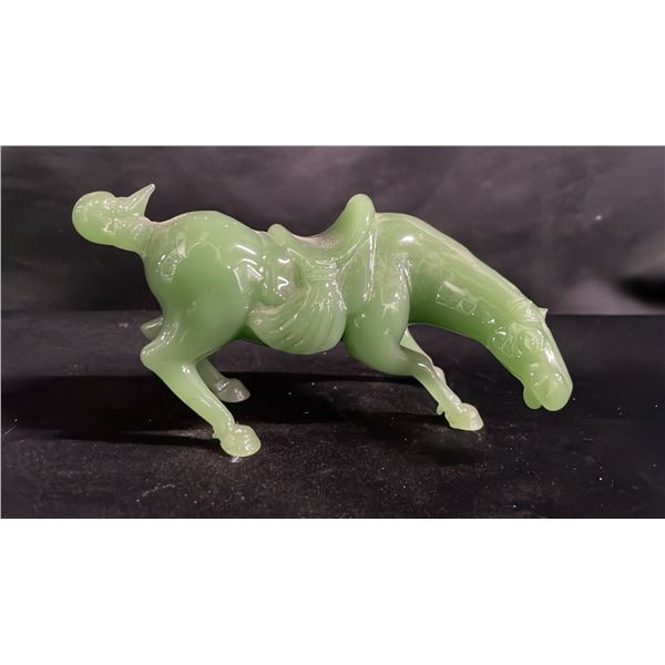 CHINESE CARVED JADE HORSE FIGURINE: 5"W X 3"T X 2"D
