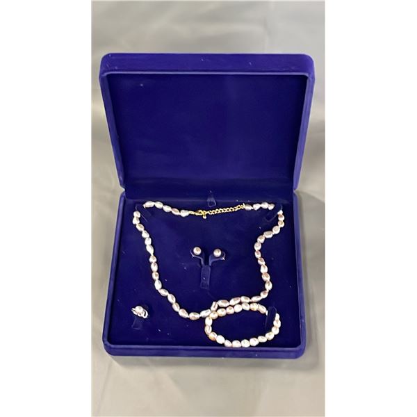 FRESHWATER PEARL NECKLACE, EARRINGS, BRACELET & RING