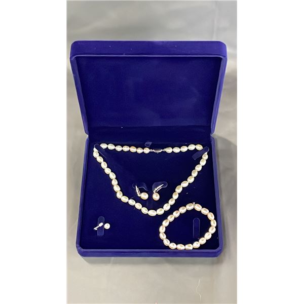 FRESHWATER PEARL NECKLACE, EARRINGS, BRACELET & RING