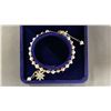 Image 2 : ADJUSTABLE FRESHWATER PEARL BRACELET WITH ZIRCON CRYSTAL FLOWER