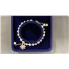 Image 2 : ADJUSTABLE FRESHWATER PEARL BRACELET WITH ZIRCON CRYSTAL FLOWER
