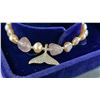 Image 3 : ADJUSTABLE PINK FRESHWATER PEARL BRACELET WITH FISH TAIL CHARM