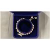 Image 2 : ADJUSTABLE PINK FRESHWATER PEARL BRACELET WITH FISH TAIL CHARM