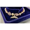 Image 3 : ADJUSTABLE PINK FRESHWATER PEARL BRACELET WITH FISH TAIL CHARM