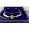 Image 2 : ADJUSTABLE FRESHWATER PEARL BRACELET WITH 4-LEAF CLOVER CHARM
