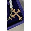 Image 3 : ADJUSTABLE FRESHWATER PEARL BRACELETE WITH CROSS CHARM