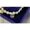 Image 4 : ADJUSTABLE FRESHWATER PEARL BRACELETE WITH TEDDYBEAR CHARM