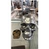 Image 1 : POLYRESIN TECHNO HEAD SKULL & SMALL BATTERY OPERATED SKULL WITH LIGHT UP EYES