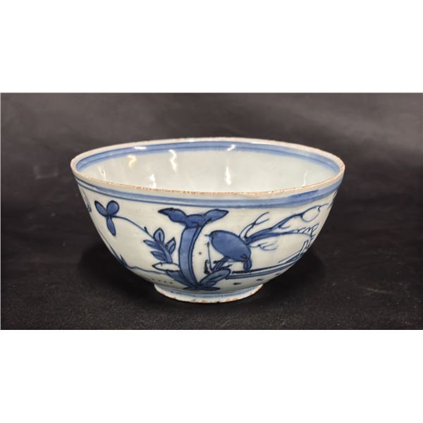 CHINESE BLUE & WHITE PORCELAIN BOWL