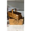 Image 3 : SHELF OF ASSORTED ITEMS INCLUDING; VINTAGE WOOD PICNIC BOX, HOME DECOR, LARGE SALAD BOWL & MORE