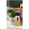 Image 2 : ASSORTED VINTAGE FRAGRANCES, AFTER SHAVE & BEAUTY PRODUCTS