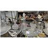 Image 3 : SHELF OF ASSORTED CRYSTALWARE