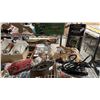 Image 2 : SHELF OF ASSORTED COLLECTIBLES INCLUDING; SHELLS, FIGURINES, PLATE & MORE