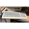 Image 4 : VINTAGE APPLE MACINTOSH PLUS 1MB COMPUTER WITH POWER CORD, KEYBOARD & APPLE II USER'S GUIDE