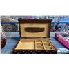 Image 2 : MADE IN JAPAN JEWELRY BOX