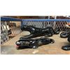 Image 2 : ASSORTED JAGUAR & GREYHOUND HOME DECOR