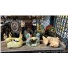 Image 4 : SHELF OF ASSORTED ITEMS INCLUDING; HOME DECOR, BRASS PAPER WEIGHTS. ICE BUCKET & MORE