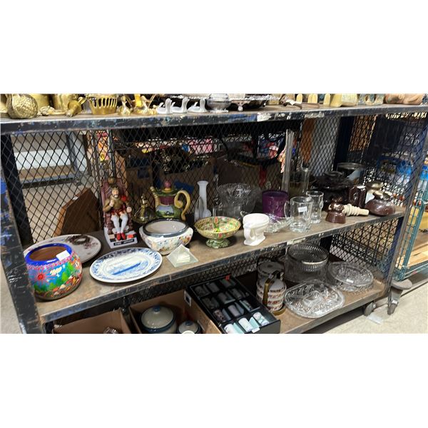 SHELF OF ASSORTED ITEMS INCLUDING; HOME DECOR, VASES, BOWLS & MORE
