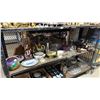Image 1 : SHELF OF ASSORTED ITEMS INCLUDING; HOME DECOR, VASES, BOWLS & MORE
