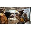 Image 3 : SHELF OF ASSORTED STUFFED ANIMALS