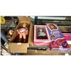 Image 2 : SHELF OF ASSORTED DOLLS