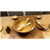 Image 2 : ASSORTED WOOD DINNERWARE