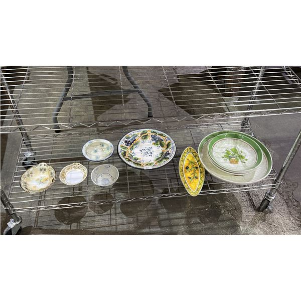 SHELF OF ASSORTED BOWLS & PLATES