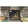 Image 3 : SHELF OF ASSORTED ITEMS INCLUDING; CHINESE MOTIF STORAGE BOX, GLASS MASK DECOR, CHINESE GO GAME &