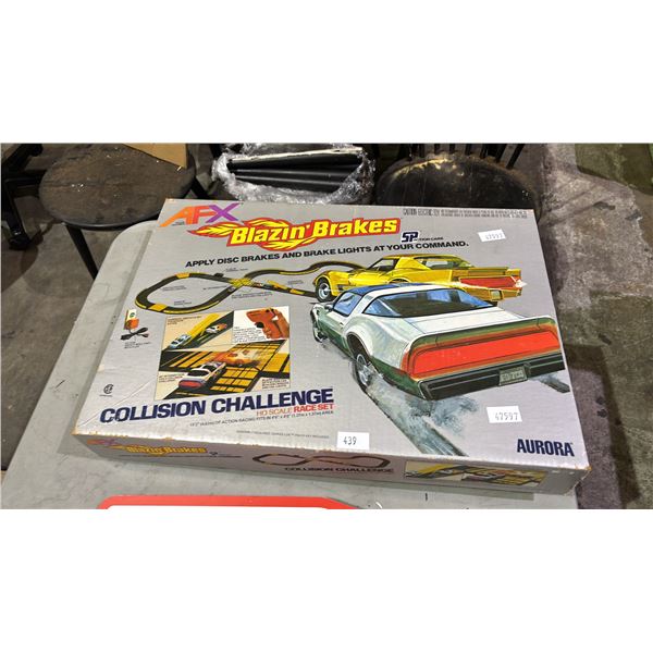 AURORA AFX BLAZIN' BRAKES COLLISION CHALLENGE HO SCALE RACE SET