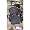 Image 2 : 3 ASSORTED OFFICE CHAIRS
