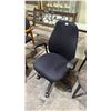 Image 1 : ROLLING OFFICE CHAIR