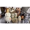 Image 3 : ASSORTED OWL DECOR & FIGURES