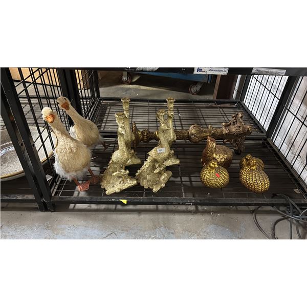 SHELF OF ASSORTED BIRD DECOR & FIGURES
