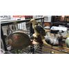 Image 2 : SHELF OF ASSORTED ANIMAL DECOR & FIGURES