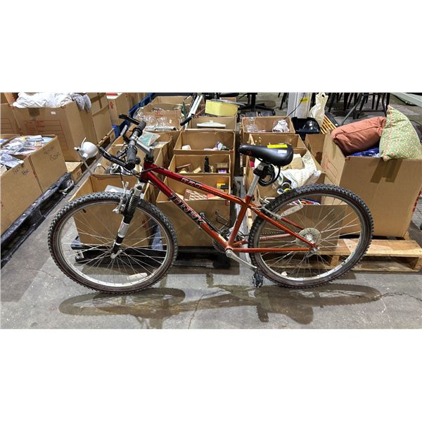 TREK 820 MOUNTAIN TRACK 21 SPEED BIKE