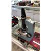 Image 2 : VINTAGE BAUSCH & LOMB 50X-200X MICROSCOPE