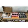 Image 1 : 3 BOXES OF ASSORTED CHRISTMAS ORNAMENTS