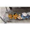 Image 2 : SHELF OF ASSORTED TOYS INCLUDING; GARFIELD, PILSBURY DOUGH BOY, WOODSTOCK & MORE