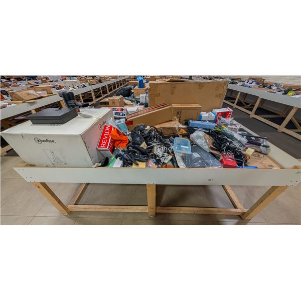 4' X 8' BIN OF ASSORTED LIQUIDATION ITEMS