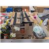 Image 2 : 4' X 8' BIN OF ASSORTED LIQUIDATION ITEMS