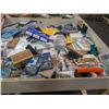 Image 2 : 4' X 8' BIN OF ASSORTED LIQUIDATION ITEMS