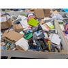 Image 2 : 4' X 8' BIN OF ASSORTED LIQUIDATION ITEMS