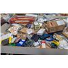 Image 3 : 4' X 8' BIN OF ASSORTED LIQUIDATION ITEMS