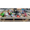 Image 1 : 4' X 8' BIN OF ASSORTED LIQUIDATION ITEMS