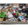 Image 3 : 4' X 8' BIN OF ASSORTED LIQUIDATION ITEMS