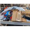 Image 3 : 4' X 8' BIN OF ASSORTED LIQUIDATION ITEMS