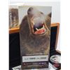 Image 6 : RCM Canada 2004 $8 Limited-Edition Stamp & Fine Silver Coin Set : The Great Grizzly (S/N#10800 of 25