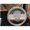 Image 4 : RCM Canada 2005 $5 Limited-Edition Stamp & Fine Silver Coin Set : The Atlantic Walrus and Calf (S/N#